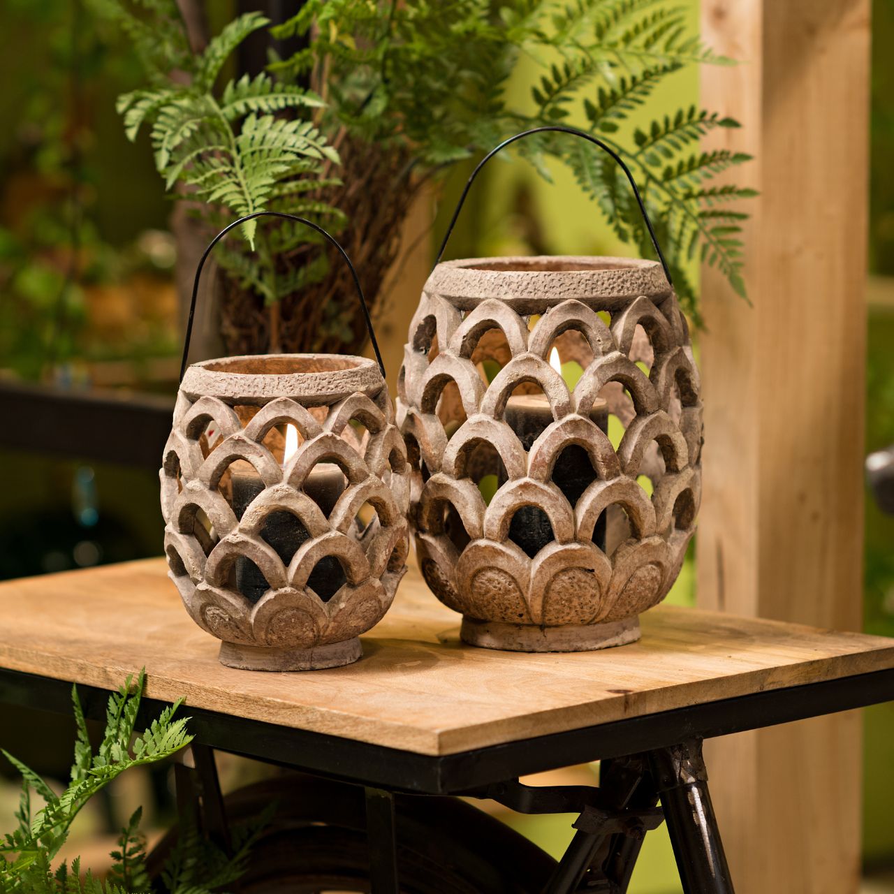 Decorative pendant title=